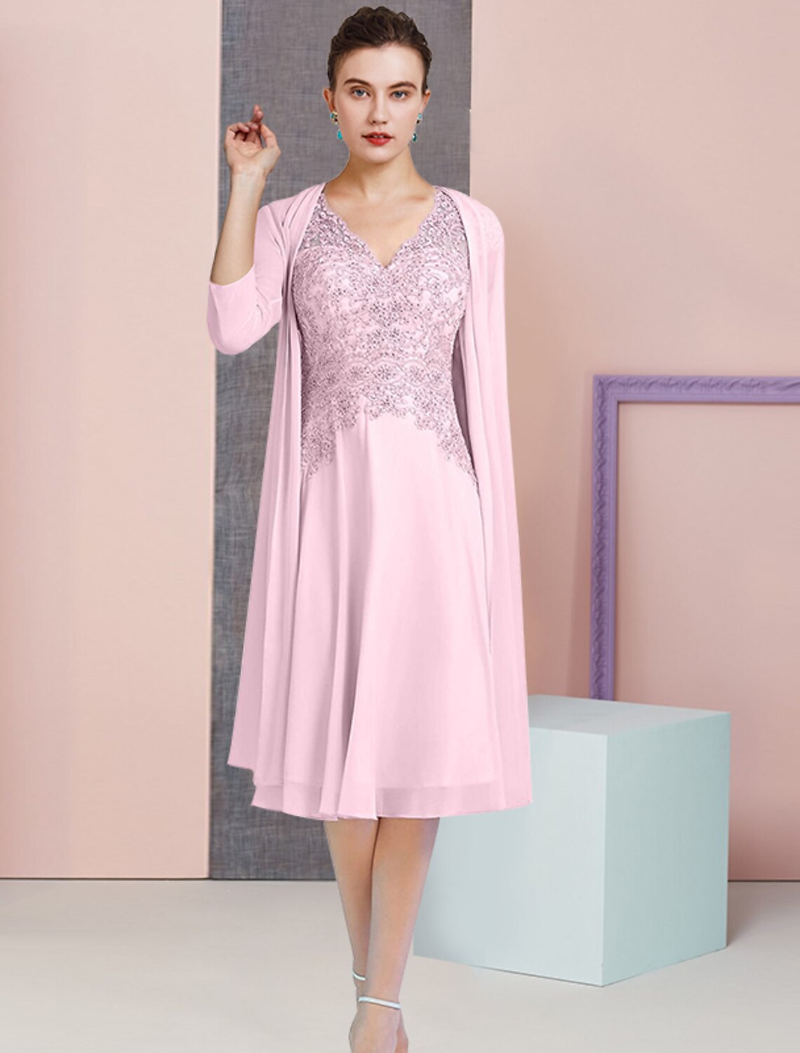 wholesale  A-Line Mother of the Bride Dress Formal Wedding Guest Vintage Elegant V Neck Knee Length Chiffon Lace 3/4 Length Sleeve Jacket Dresses with Beading Sequin Appliques