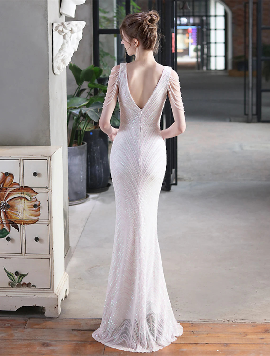 wholesale  Mermaid / Trumpet Evening Gown Sexy Dress Formal Floor Length Sleeveless V Neck Sequined with Sequin Tassel