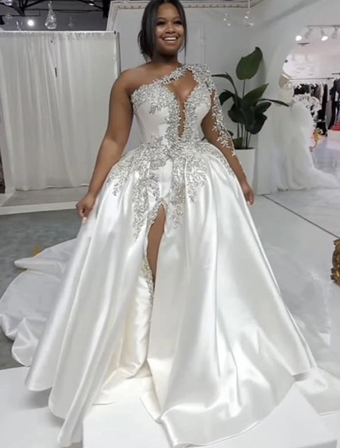 Wholesa Formal Wedding Dresses Ball Gown One Shoulder Regular Straps Court Train Satin Bridal Gowns With Beading Split Front