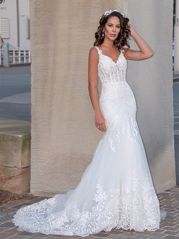 Wholesa  Trumpet/Mermaid Tulle V-neck Sleeveless Applique Sweep/Brush Train Wedding Dresses