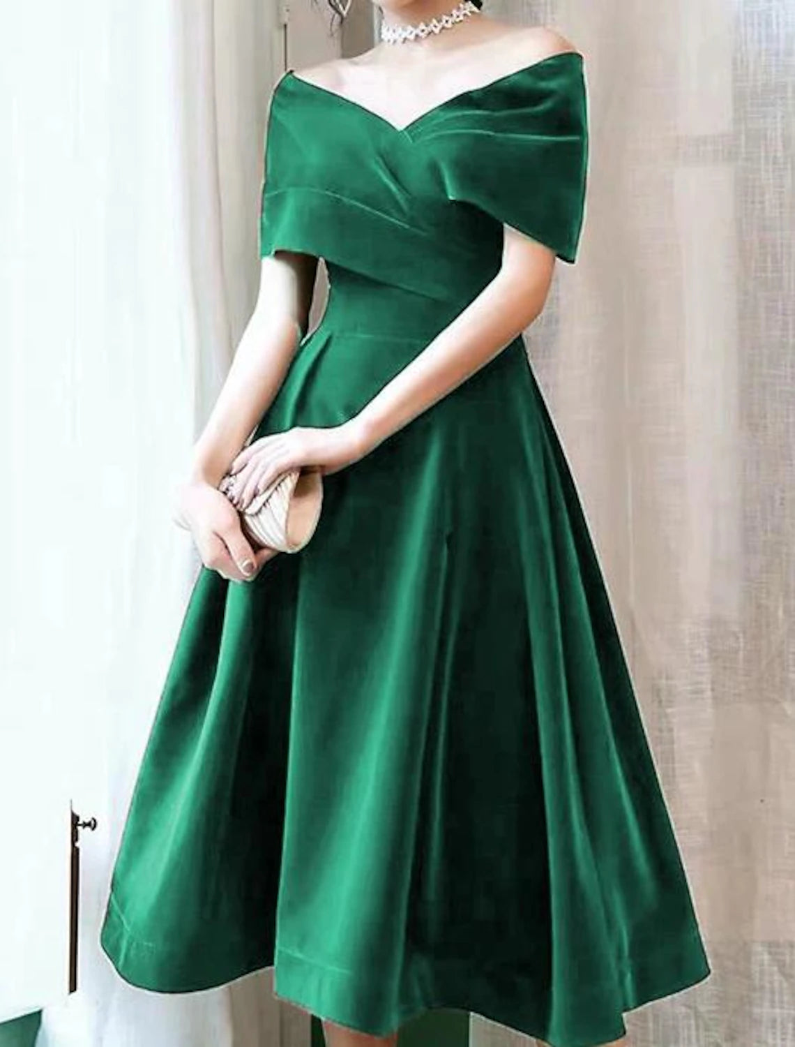 wholesale  A-Line Cocktail Dresses 1950s Dress Fall Wedding Guest Dress Knee Length Short Sleeve Off Shoulder Velvet with Pleats Pure Color