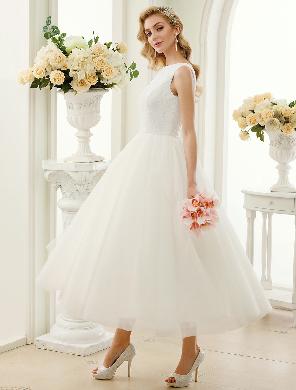 Wholesale Reception Sparkle & Shine Little White Dresses Wedding Dresses A-Line Scoop Neck Sleeveless Tea Length Tulle Bridal Gowns With Lace Sequin 2023 Summer Wedding Party