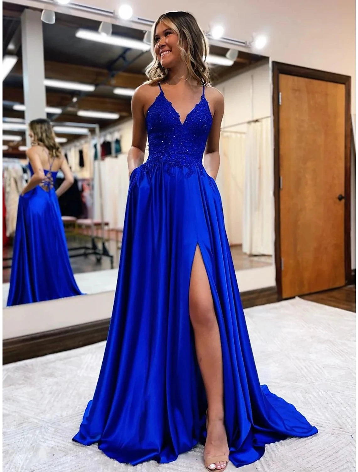 wholesale  A-Line Prom Dresses Empire Dress Formal Court Train Sleeveless V Neck Satin Backless with Beading Appliques