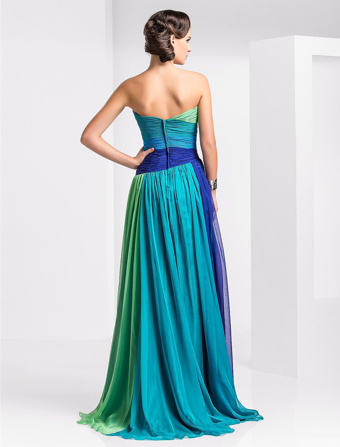 Wholesale A-Line Color Block Dress Wedding Guest Sweep / Brush Train Sleeveless Sweetheart Chiffon Backless with Pleats Ruched Crystals