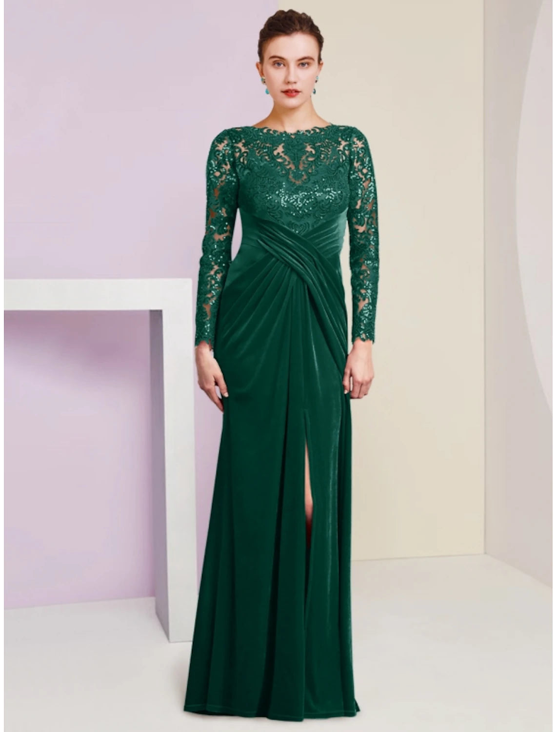 Wholesa  A-Line Mother of the Bride Dress Wedding Guest Party Elegant Scoop Neck Floor Length Velvet Long Sleeve with Lace Sequin Split Front