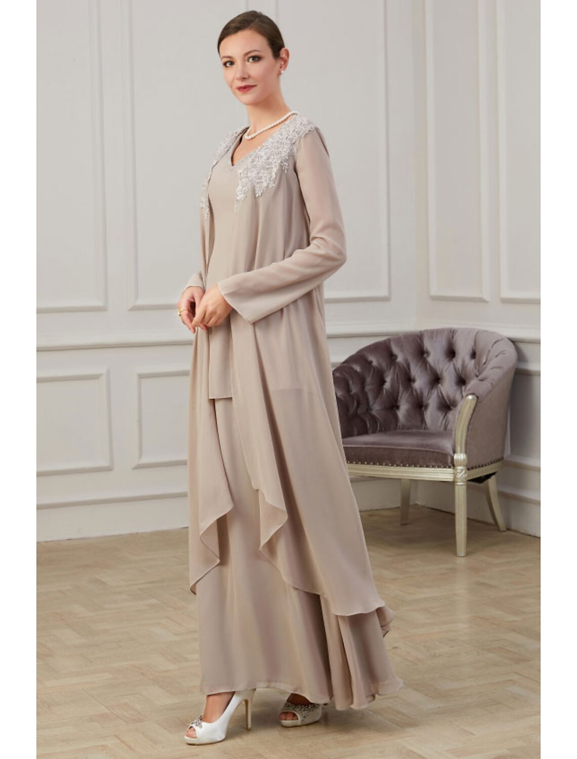 Wholesa  A-Line Mother of the Bride Dress Wedding Guest Elegant Jewel Neck Floor Length Chiffon Long Sleeve Jacket Dresses with Appliques Fall