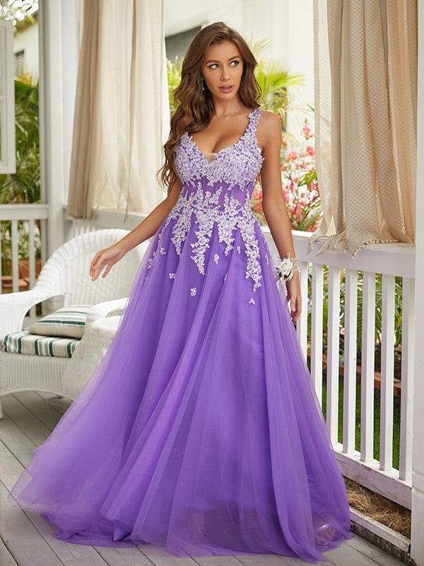 Wholesa A-Line/Princess Tulle Applique V-neck Sleeveless Sweep/Brush Train Dresses