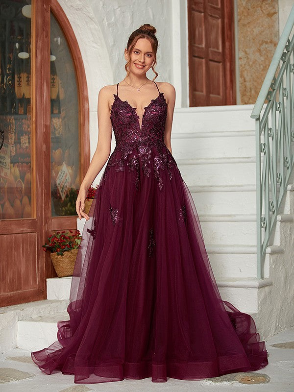 Wholesa A-Line/Princess Tulle Applique V-neck Sleeveless Court Train Dresses