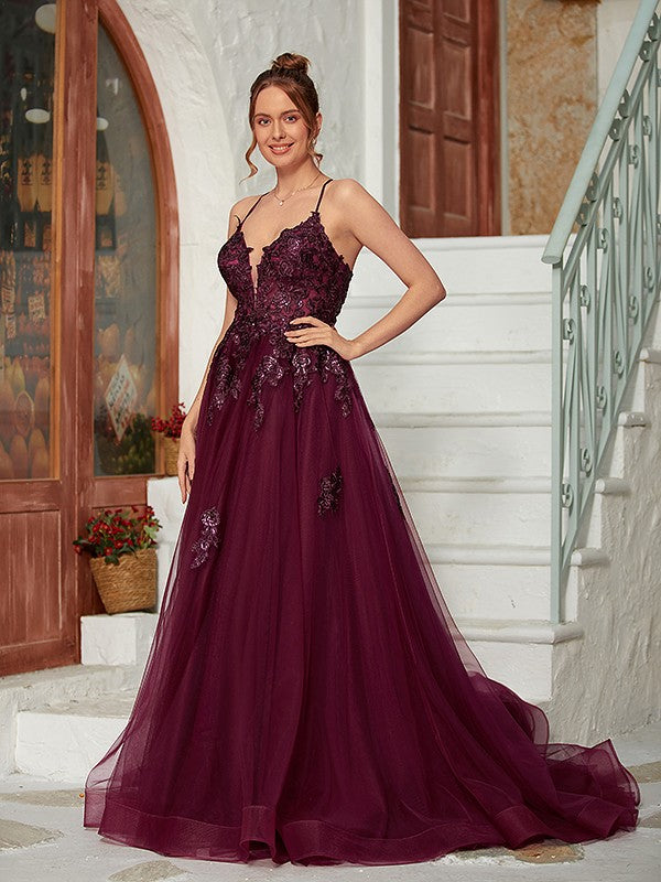 Wholesa A-Line/Princess Tulle Applique V-neck Sleeveless Court Train Dresses