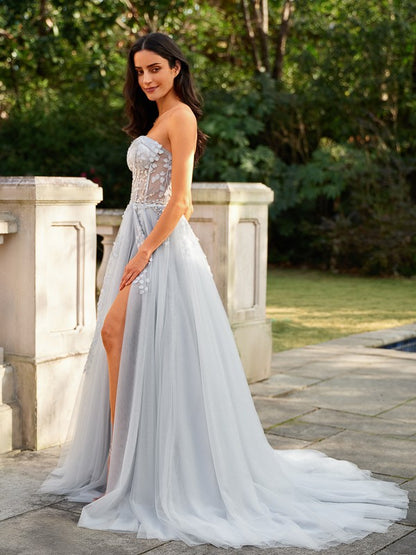 Wholesa A-Line/Princess Tulle Applique Sweetheart Sleeveless Court Train Dresses