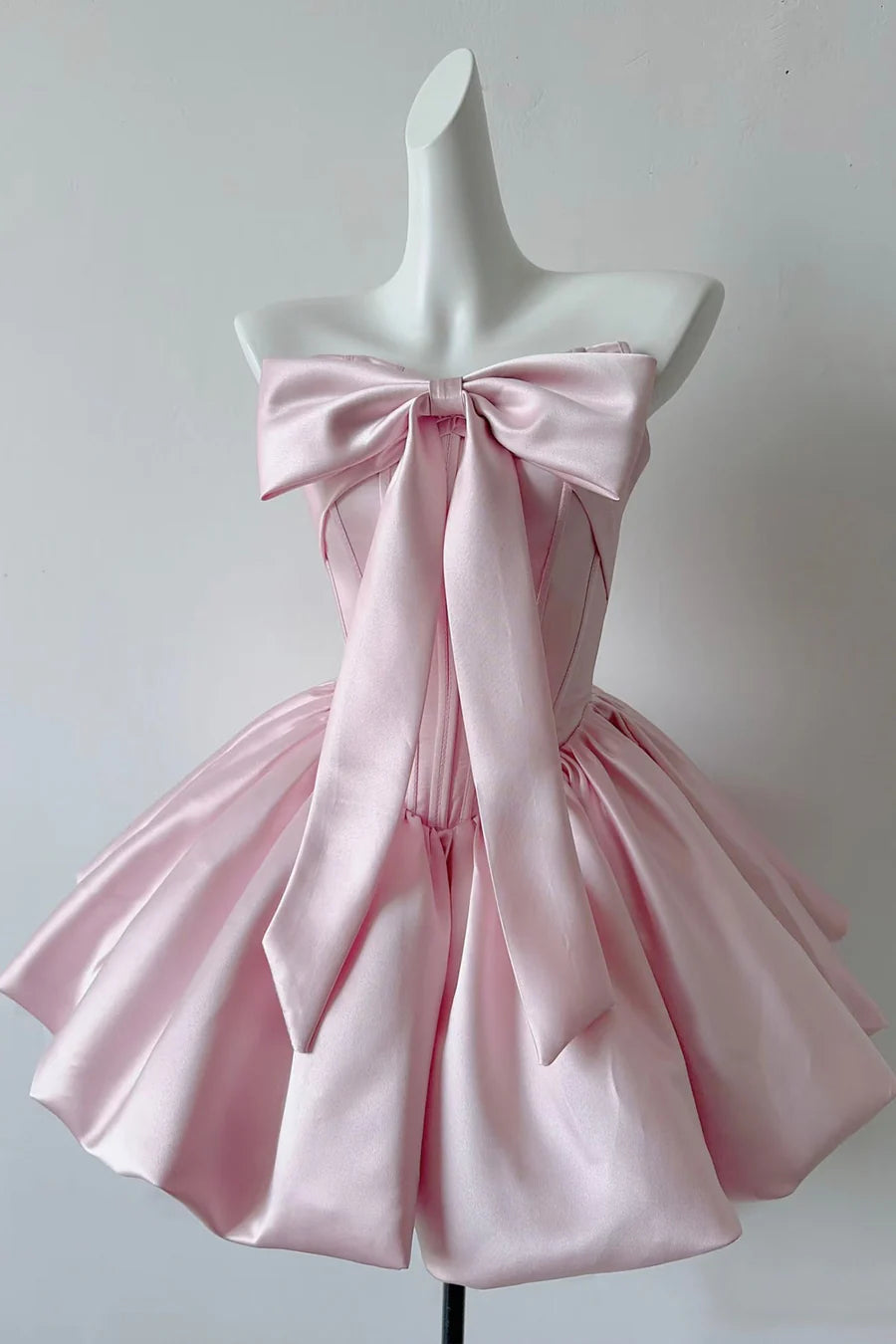 Aimishang Lovely Strapless A Line Satin Lace-Up Back Short Birthday Party Dress Cute Graduation Homecoming Dress with Bow