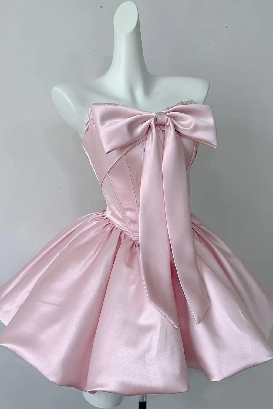 Aimishang Lovely Strapless A Line Satin Lace-Up Back Short Birthday Party Dress Cute Graduation Homecoming Dress with Bow