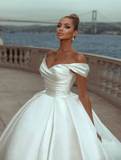 Wholesale Engagement Formal Wedding Dresses Ball Gown Off Shoulder Cap Sleeve Court Train Satin Church Bridal Gowns With Ruched Solid Color Summer Fall Wedding Party