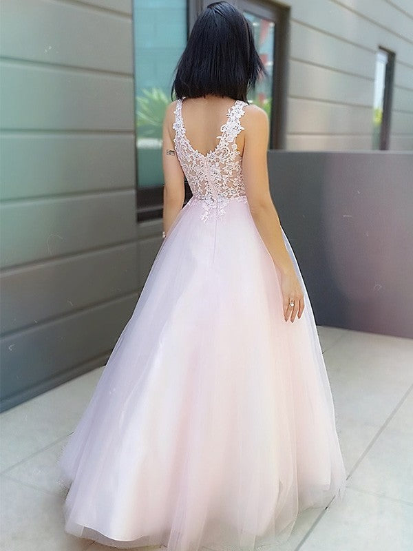 Wholesa A-Line/Princess V-neck Sleeveless Applique Tulle Floor-Length Dresses