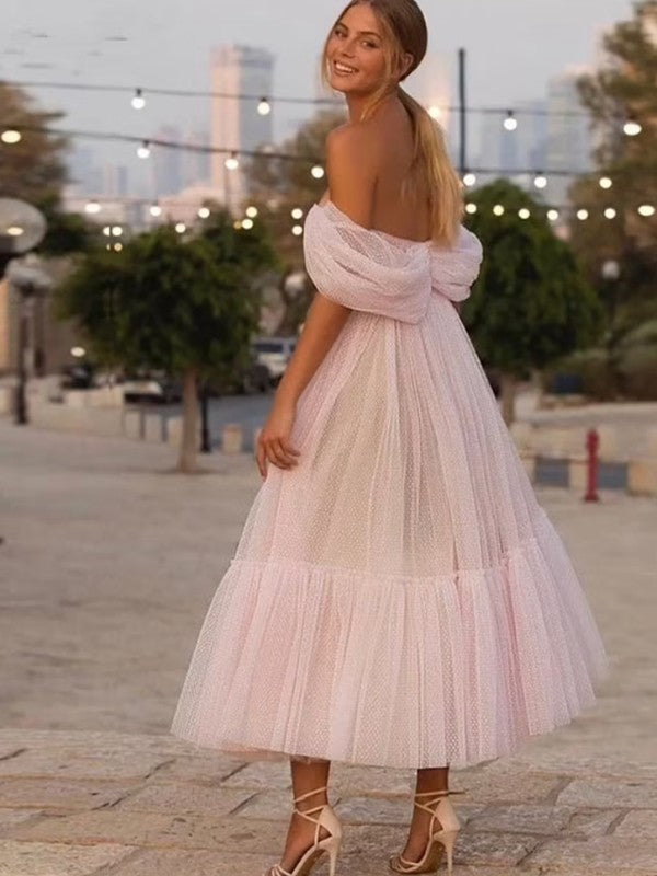 Wholesale A-Line/Princess Tulle Ruffles Off-the-Shoulder Sleeveless Tea-Length Homecoming Dresses