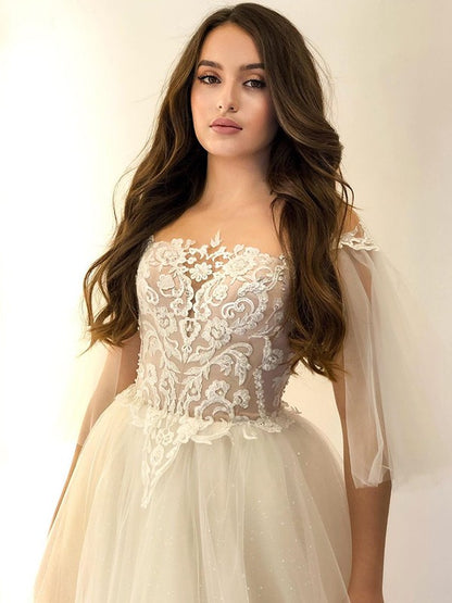 Wholesa A-Line/Princess Lace Applique Off-the-Shoulder 1/2 Sleeves Floor-Length Wedding Dresses