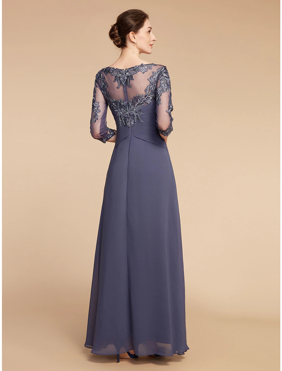 Wholesa  A-Line Mother of the Bride Dress Elegant V Neck Floor Length Chiffon Lace 3/4 Length Sleeve with Ruffles Appliques