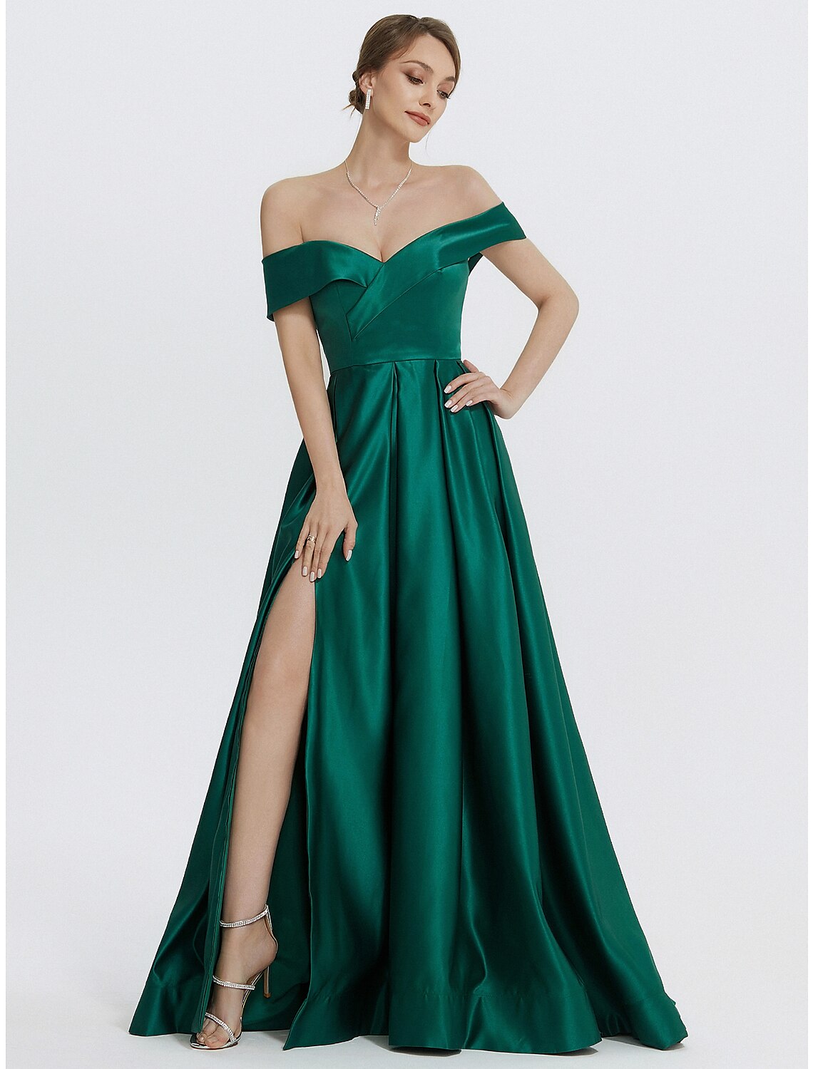 Wholesa A-Line Evening Gown Elegant Dress Formal Prom Floor Length Sleeveless Sweetheart Satin with Slit