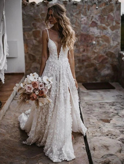 Wholesale Beach Sexy Boho Wedding Dresses A-Line Sweetheart Camisole Spaghetti Strap Court Train Lace Outdoor Bridal Gowns With Appliques Split Front 2023 Summer Wedding Party, Women‘s Clothing