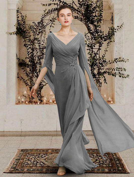 Wholesa  Sheath / Column Mother of the Bride Dress Elegant V Neck Floor Length Chiffon Half Sleeve with Beading Side-Draped