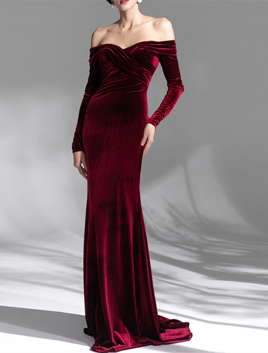 Wholesa Mermaid / Trumpet Evening Gown Open Back Dress Formal Wedding Guest Sweep / Brush Train Long Sleeve Off Shoulder Velvet with Ruched