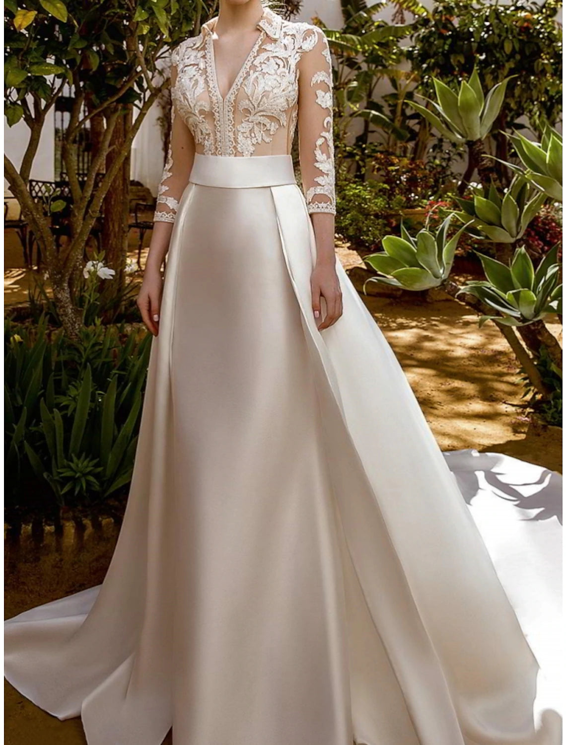 Wholesa Formal Wedding Dresses A-Line V Neck 3/4 Length Sleeve Court Train Satin Bridal Gowns With Pleats Solid Color