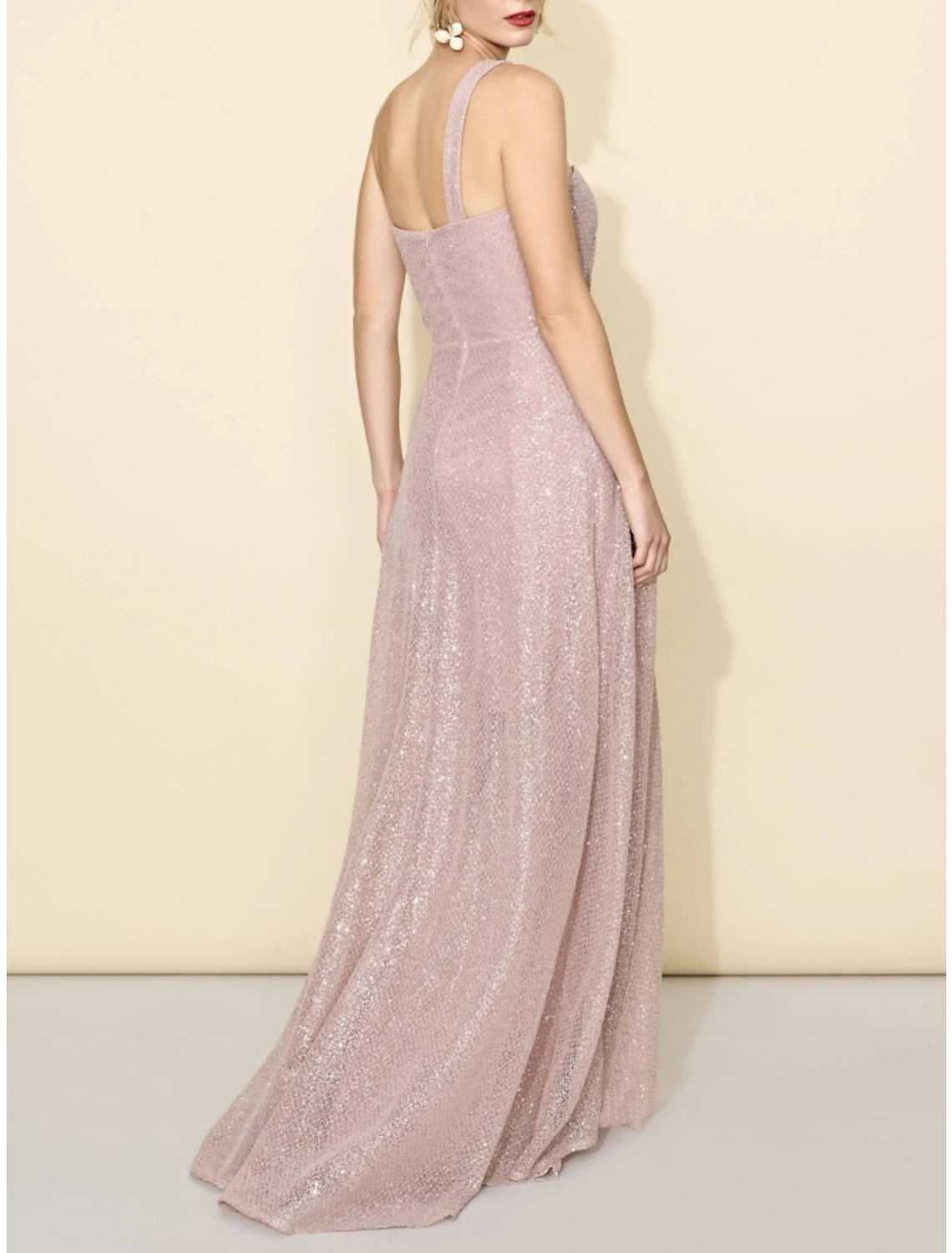 Wholesa A-Line Bridesmaid Dress One Shoulder Sleeveless Elegant Sweep / Brush Train Sequined with Split Front / Ruching