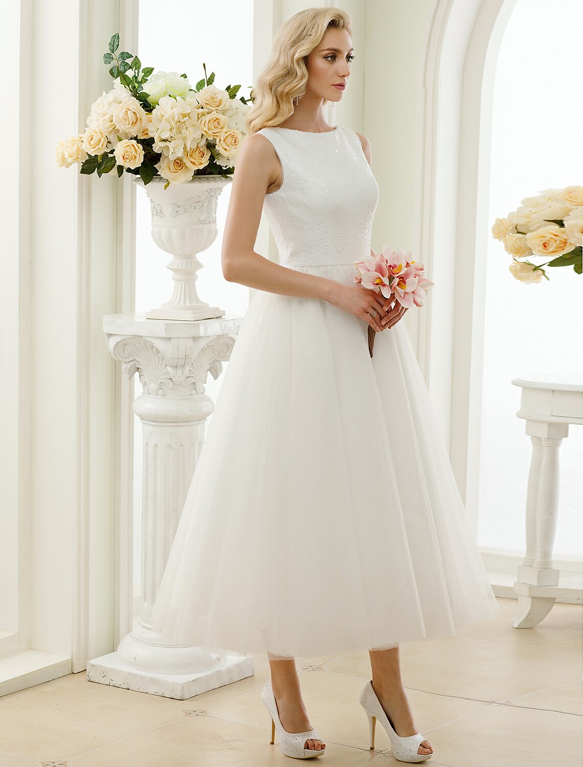 Wholesale Reception Sparkle & Shine Little White Dresses Wedding Dresses A-Line Scoop Neck Sleeveless Tea Length Tulle Bridal Gowns With Lace Sequin 2023 Summer Wedding Party