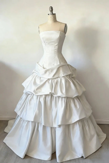 Aimishang Elegant A Line Strapless Sleeveless Ruffles Long Evening Gown Chic Formal Prom Dress