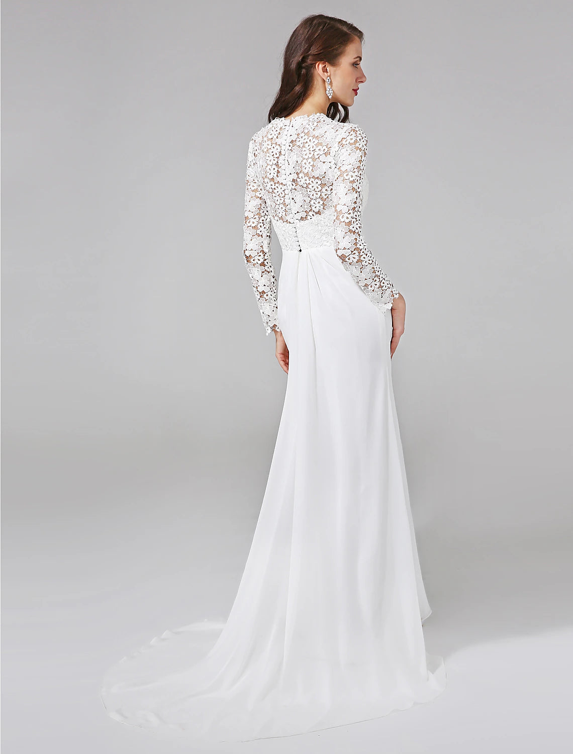 Wholesale Beach Royal Style Boho Wedding Dresses Sheath / Column Illusion Neck Long Sleeve Sweep / Brush Train Chiffon Bridal Gowns With Lace Button 2023 Summer Wedding Party