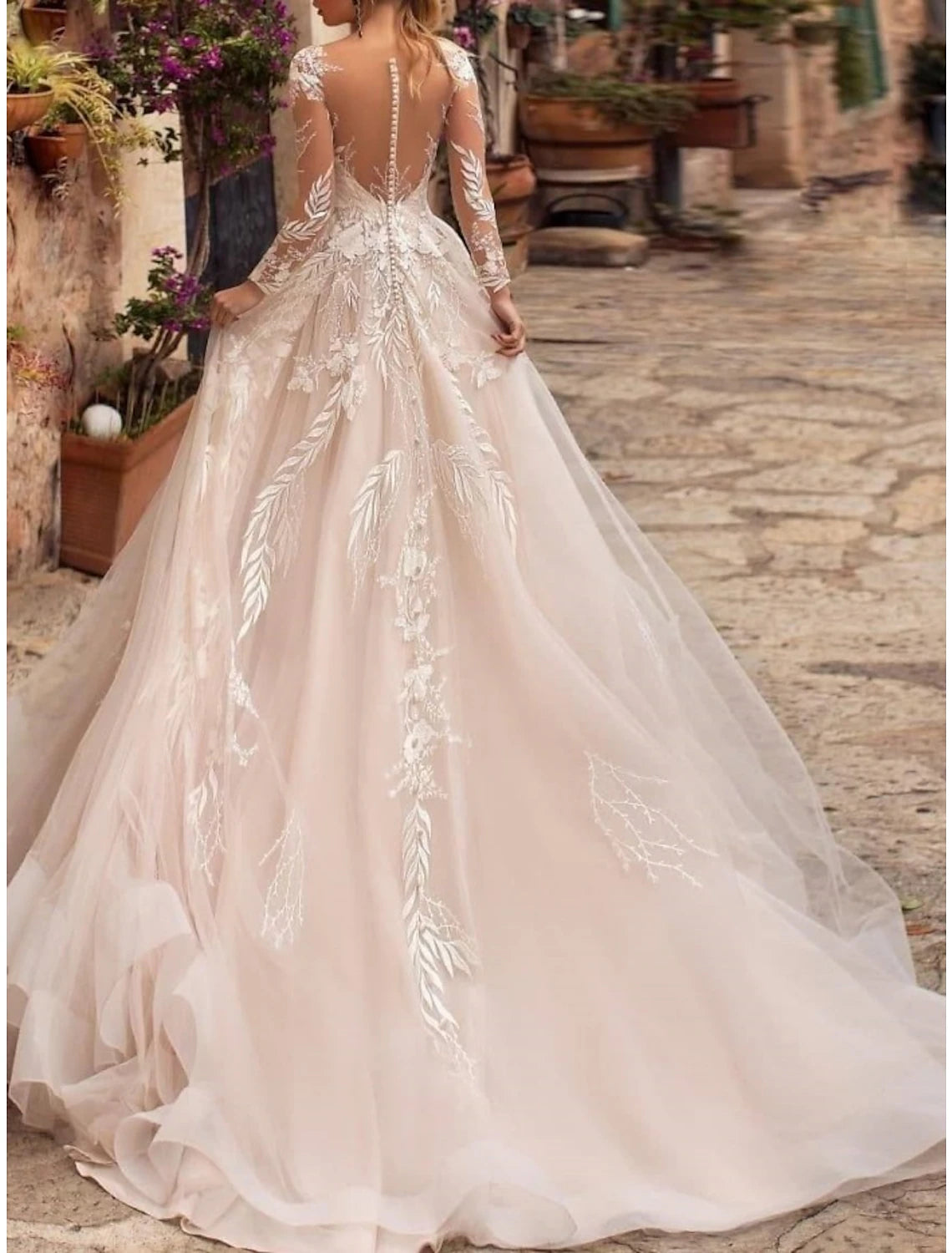 Wholesa Formal Wedding Dresses A-Line V Neck Long Sleeve Court Train Tulle Bridal Gowns With Pleats Appliques