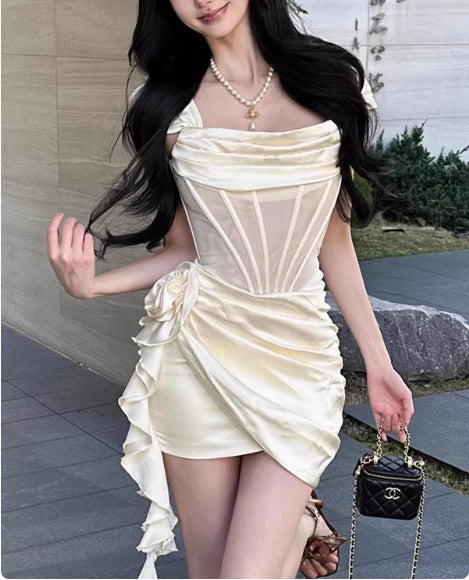 Aimishang Sweet Satin Off-The-Shoulder Short Party Prom Dress Stylish Homecoming Dress