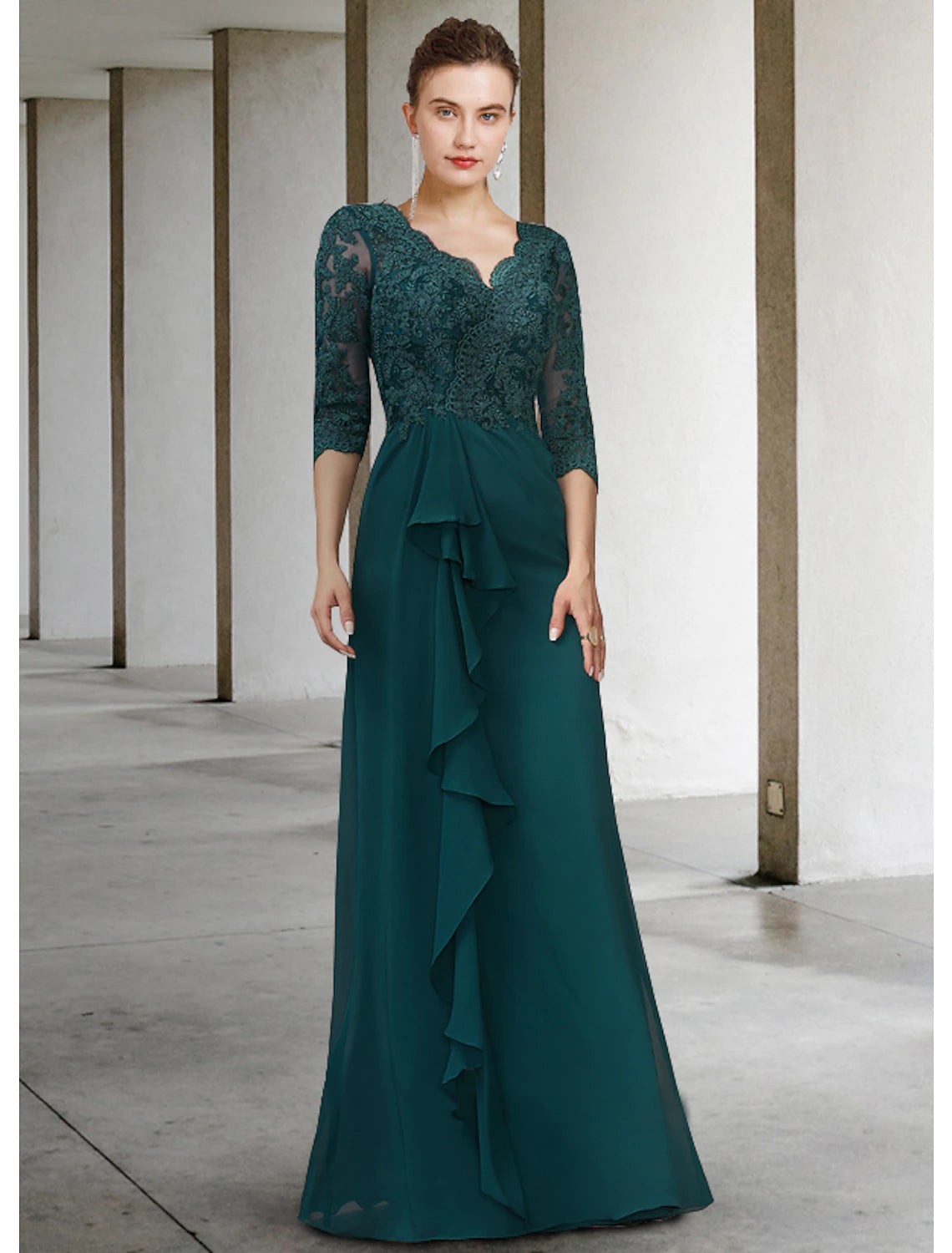 Wholesa  A-Line Mother of the Bride Dress Elegant V Neck Floor Length Chiffon Lace Half Sleeve with Draping Appliques