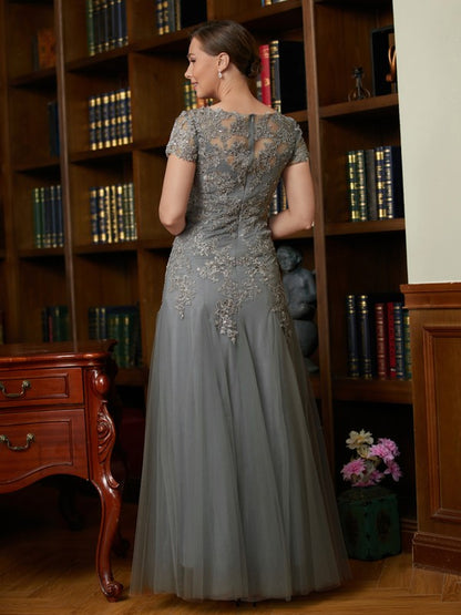 Wholesa A-Line/Princess Tulle Lace Scoop Short Sleeves Floor-Length Mother of the Bride Dresses