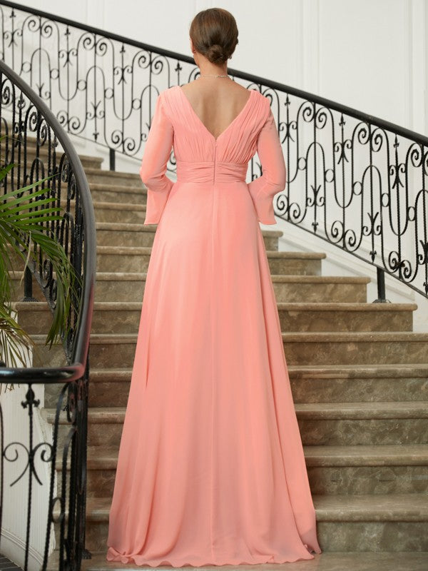 Wholesa A-Line/Princess Chiffon Ruched V-neck Long Sleeves Sweep/Brush Train Mother of the Bride Dresses