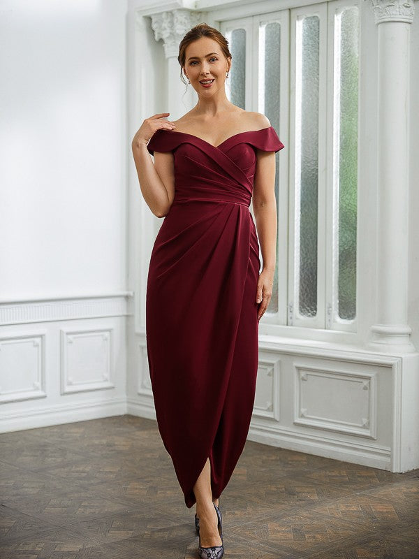 Wholesa Sheath/Column Stretch Crepe Ruched Off-the-Shoulder Sleeveless Floor-Length Mother of the Bride Dresses