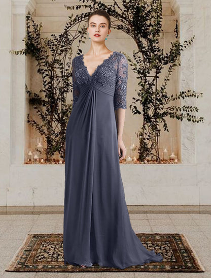 Wholesa  A-Line Mother of the Bride Dress Elegant V Neck Sweep / Brush Train Chiffon Lace Half Sleeve with Appliques