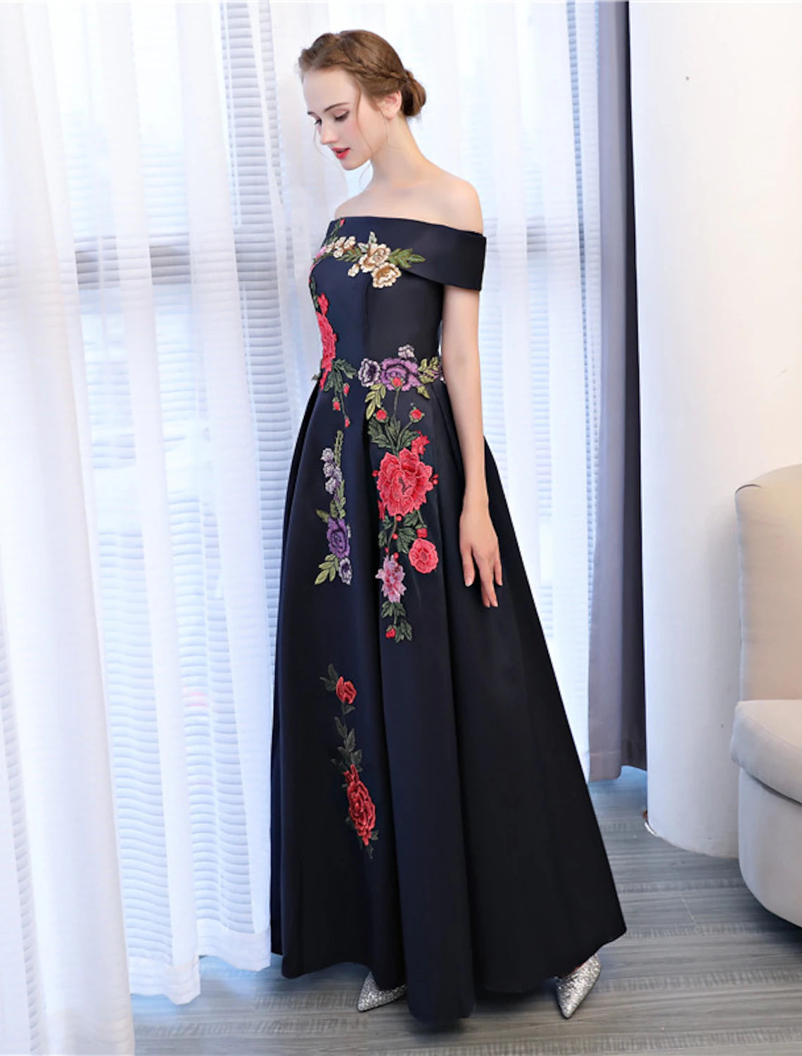 Wholesale A-Line Floral Dress Wedding Guest Floor Length Sleeveless Off Shoulder Satin with Embroidery Appliques