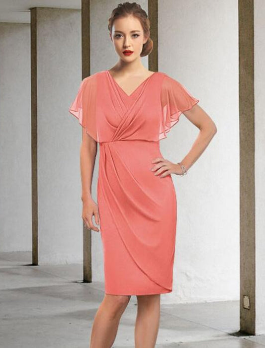 wholesale  Sheath / Column Mother of the Bride Dress Elegant V Neck Knee Length Chiffon Short Sleeve with Ruched