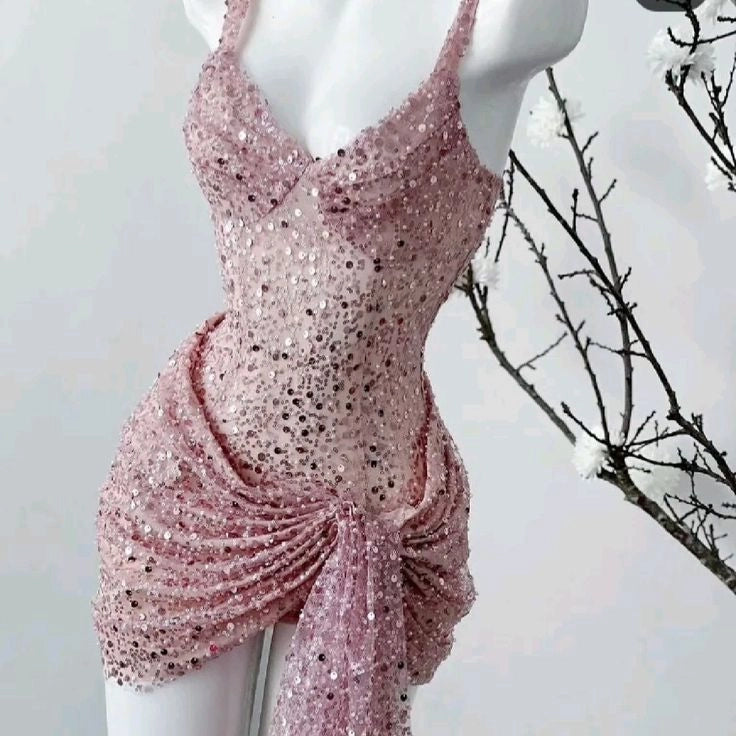 Aimishang Sparkly Sheath Straps Sleeveless Sequined Short Homecoming Dresses Unique Graduation Party Dress