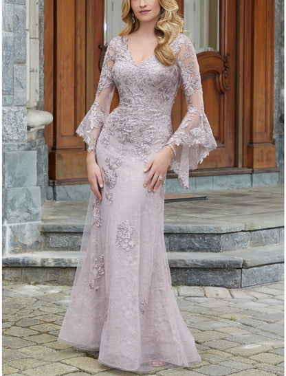 Wholesa A-Line Mother of the Bride Dress Wedding Guest Elegant V Neck Floor Length Lace Long Sleeve with Ruching Solid Color