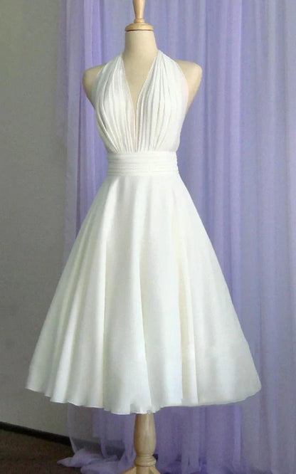 Wholesale Elegant Vintage Tea-Length Chiffon Wedding Dress With Halter Neck and Bow