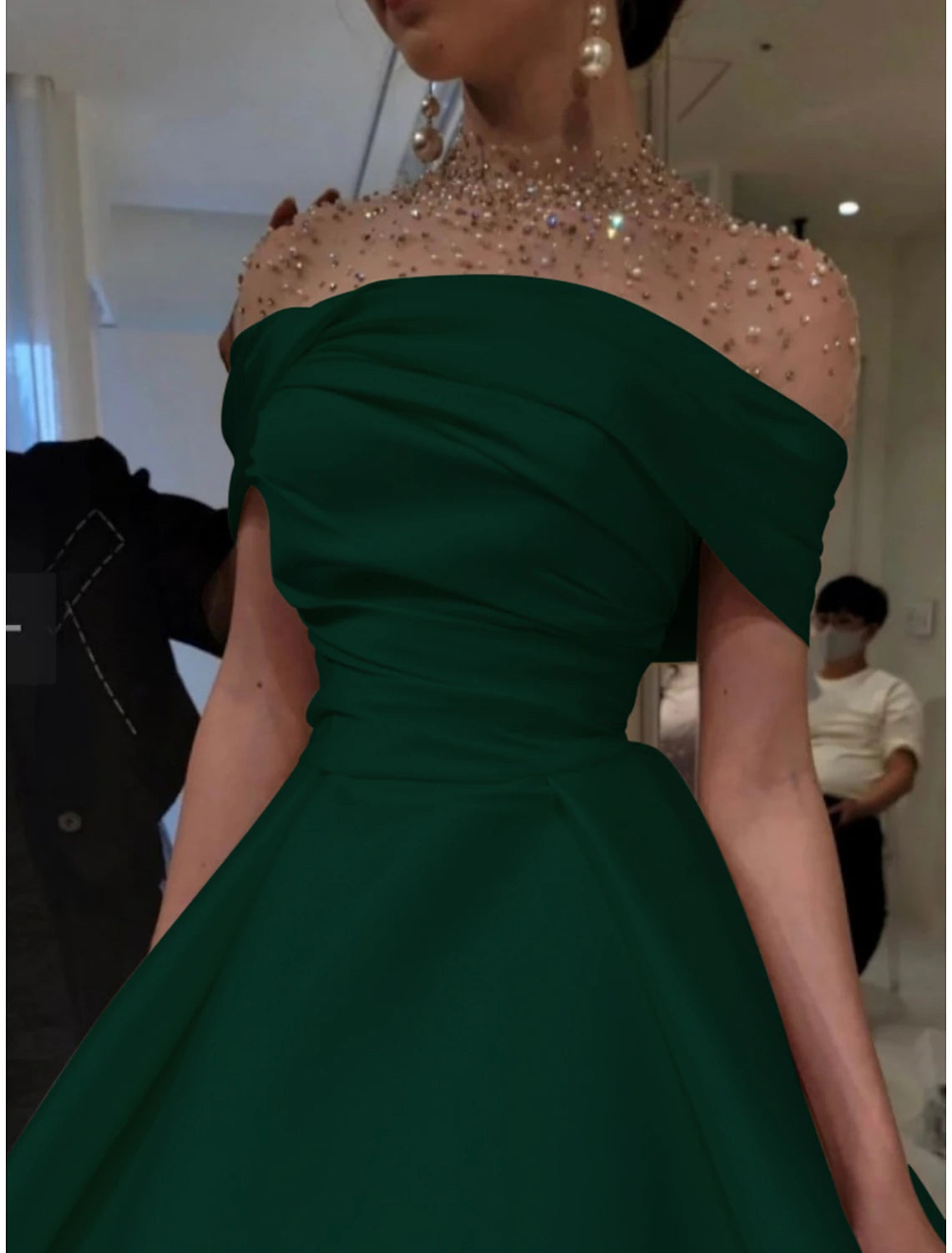 Wholesa A-Line Evening Gown Elegant Dress Formal Red Green Dress Floor Length Short Sleeve Illusion Neck Satin with Ruched Beading