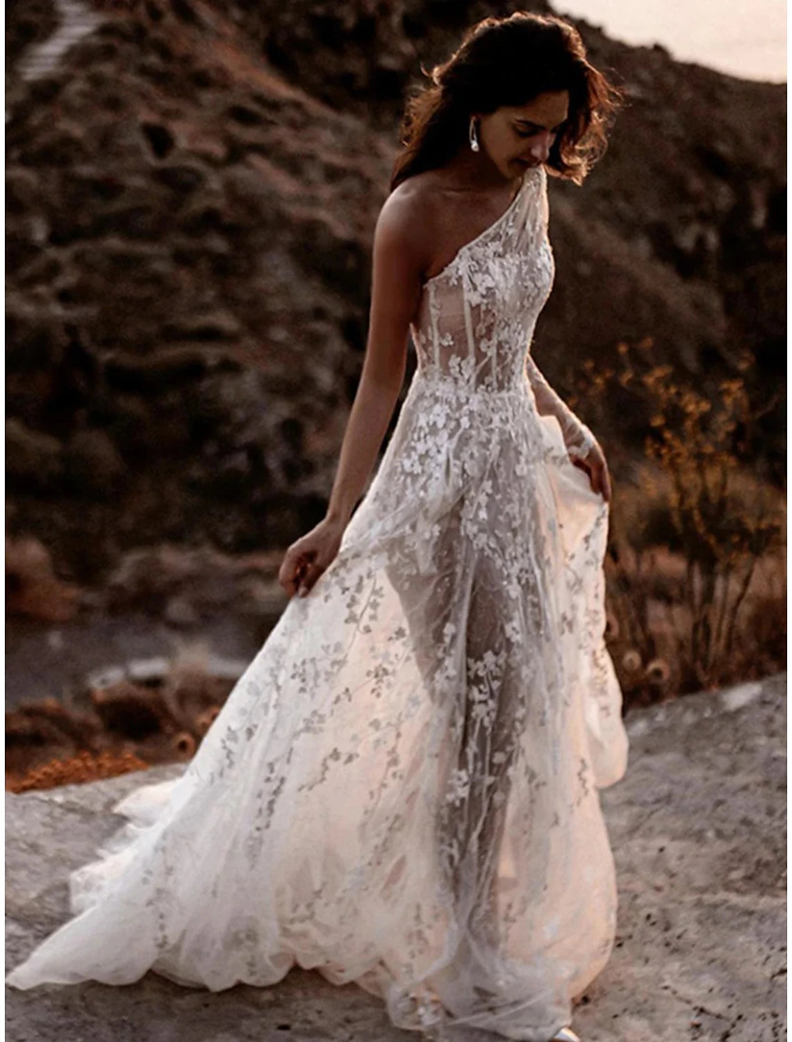 Wholesale Beach Sexy Boho Wedding Dresses A-Line One Shoulder Long Sleeve Sweep / Brush Train Lace Bridal Gowns With Split Front Summer Wedding Party