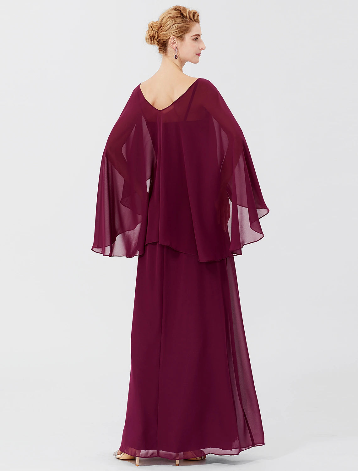 Wholesa  Sheath / Column Mother of the Bride Dress Formal Classic & Timeless Elegant & Luxurious Elegant V Neck Floor Length Chiffon Long Sleeve with Pleats Beading