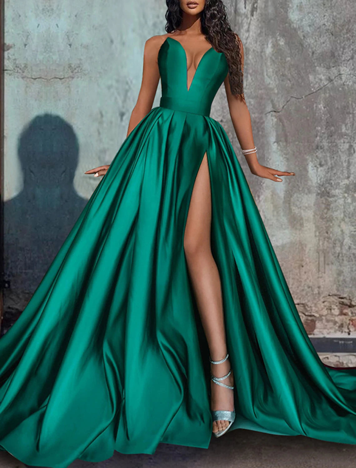 Wholesa A-Line Evening Gown Red Green Dress Formal Wedding Party Court Train Sleeveless Strapless Satin with Pleats Slit