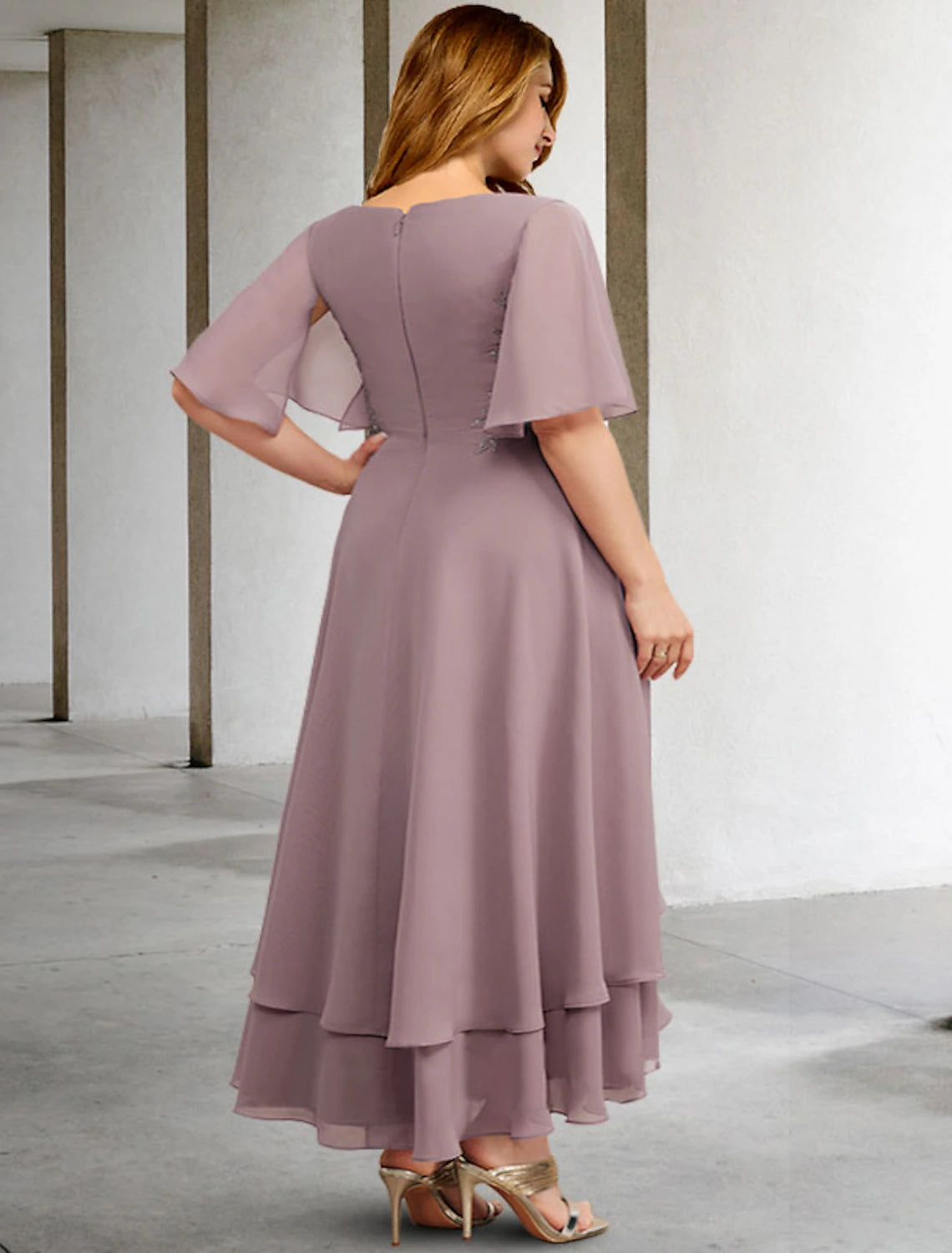 Wholesa A-Line Mother of the Bride Dresses Plus Size Hide Belly Curve Elegant Dress Formal Asymmetrical Short Sleeve V Neck Chiffon with Ruffles Appliques