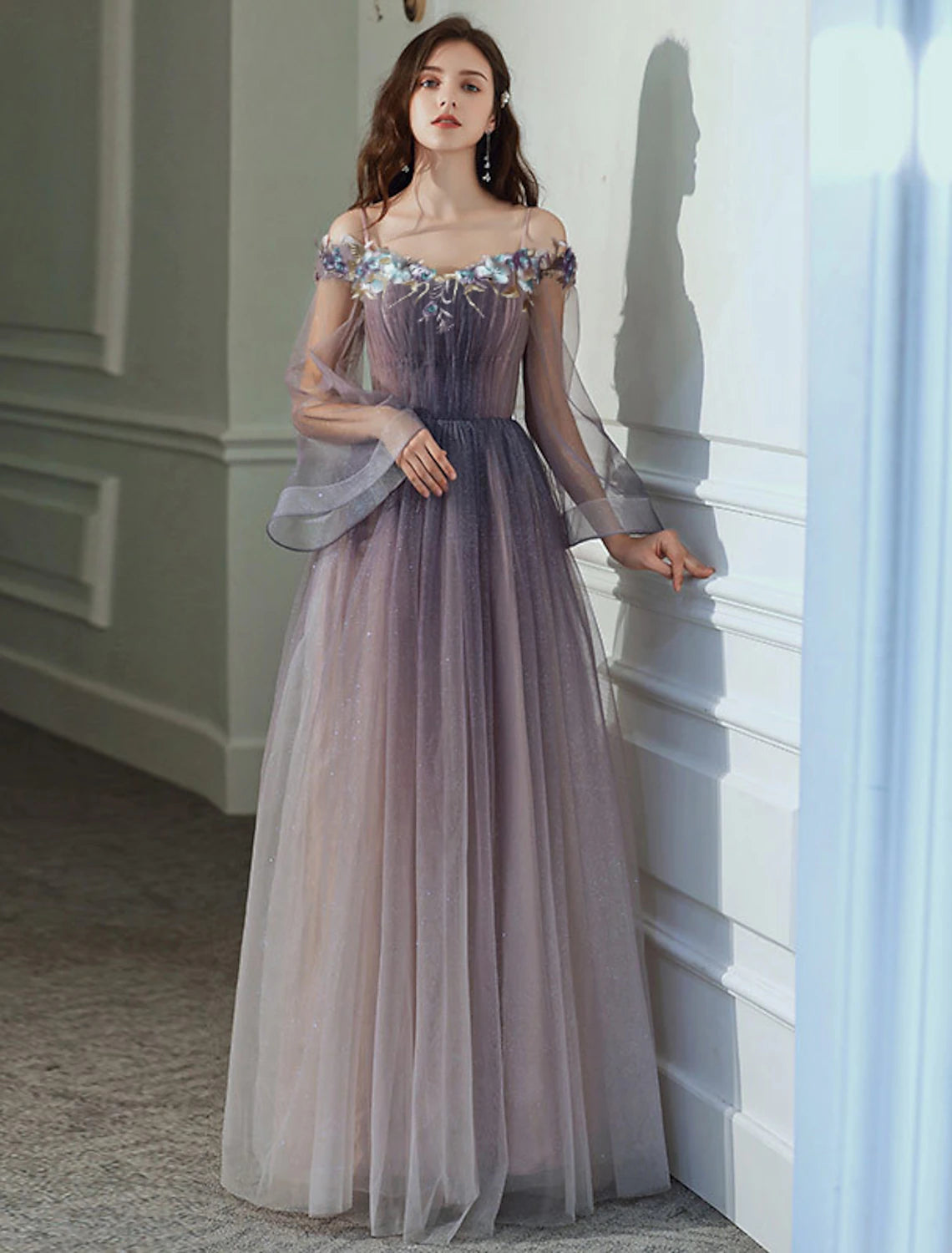 Wholesale A-Line Minimalist Elegant Party Wear Prom Dress Off Shoulder Long Sleeve Floor Length Tulle with Appliques