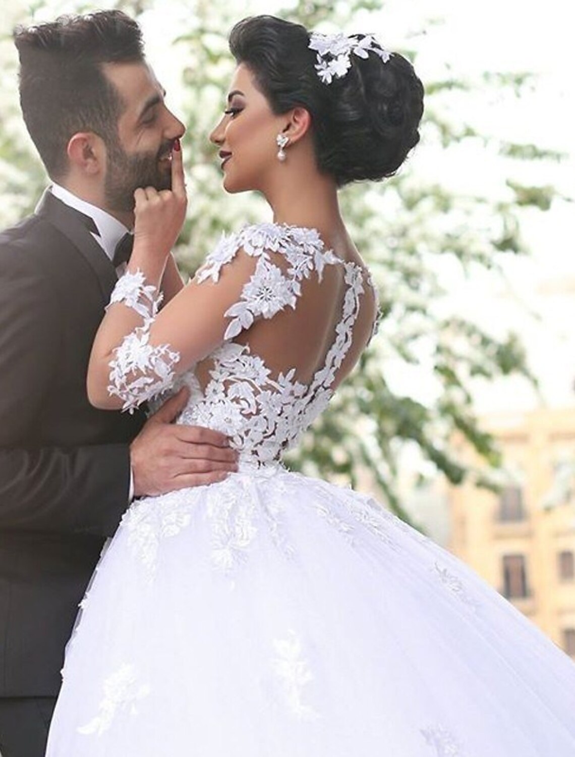 Wholesale Church Ball Gown Wedding Dresses Court Train Formal Open Back Long Sleeve Jewel Neck Lace With Bridal Gowns / Garden / Outdoor / Engagement / Bell Sleeve