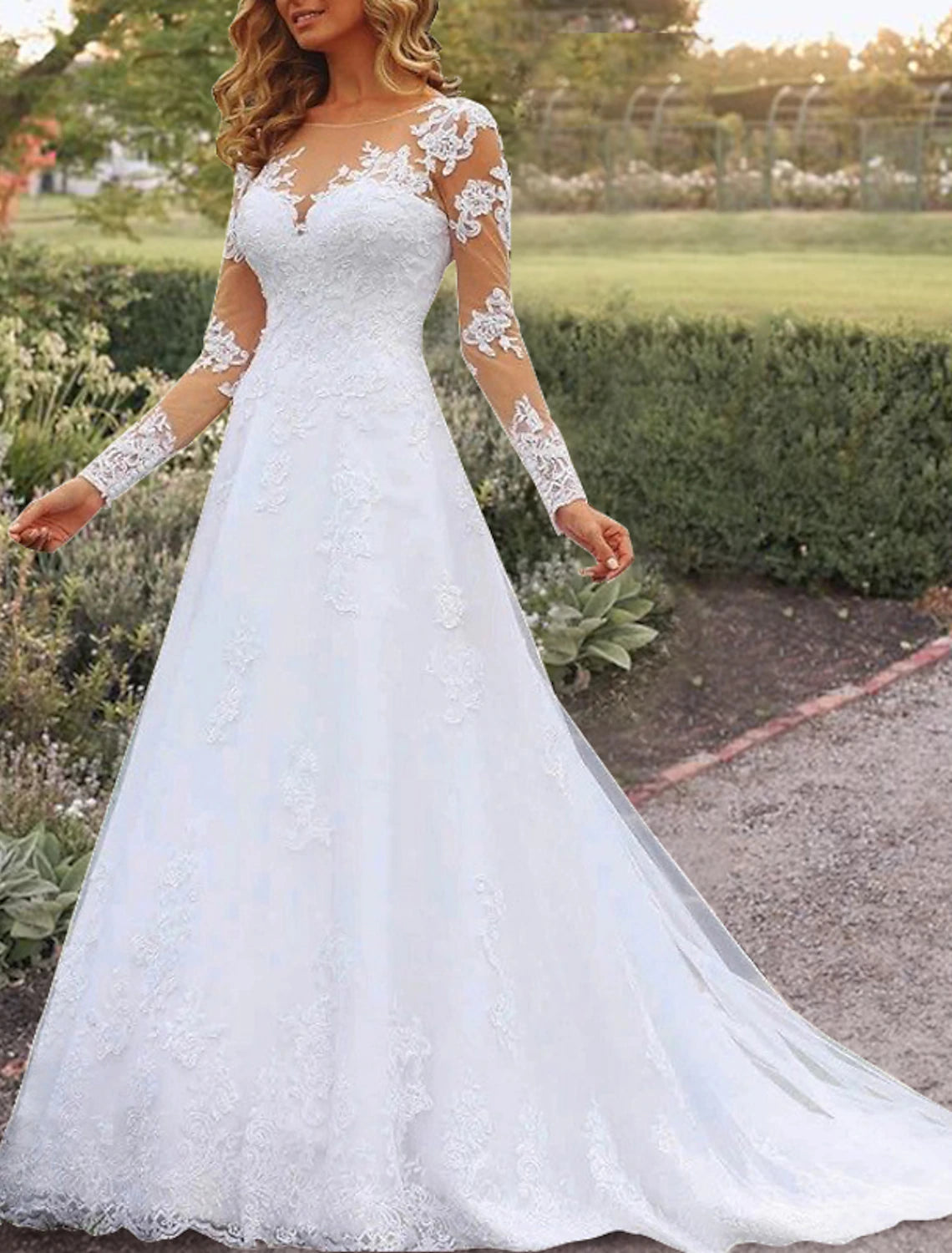 Wholesa Open Back Formal Wedding Dresses A-Line Illusion Neck Long Sleeve Court Train Lace Bridal Gowns With Beading Appliques